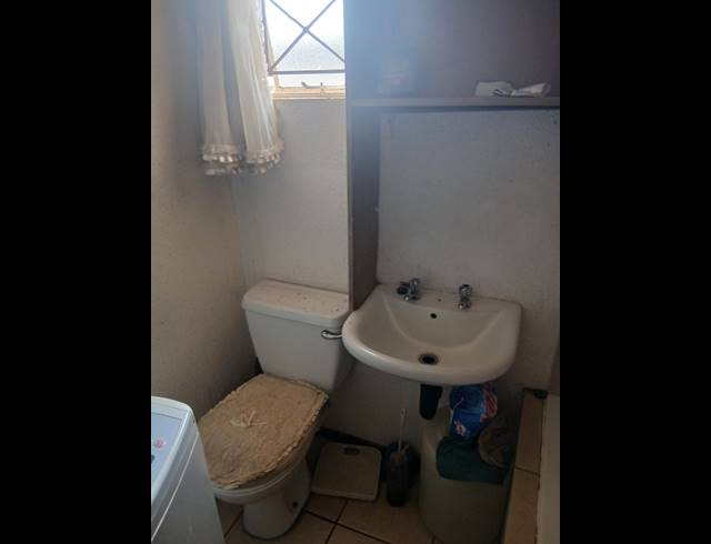 2 BEDROOM HOUSE FOR SALE IN PROTEA GLEN